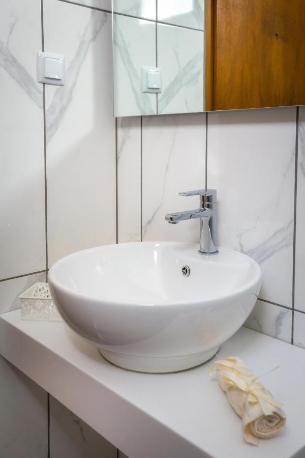 Haus Irene Hotel Potos Ngoại thất bức ảnh